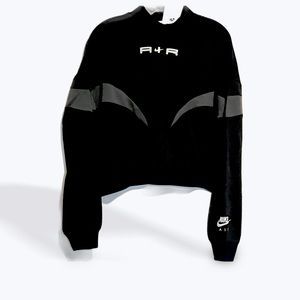 BNWT Oversized Nike Air cropped sweatshirt